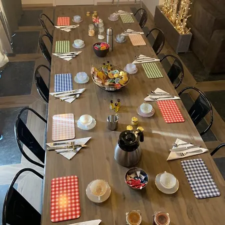 House Le Noyer Oda ve Kahvaltı