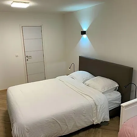 House Le Noyer Oda ve Kahvaltı