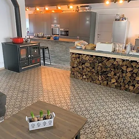 House Le Noyer Oda ve Kahvaltı 4*