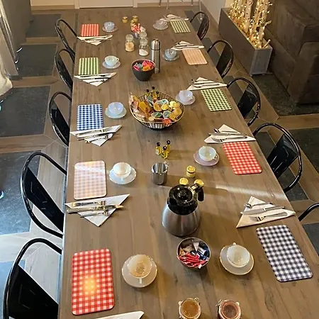 House Le Noyer Bed and breakfast 4*